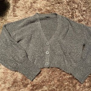 Cozy gray/violet cropped cardigan